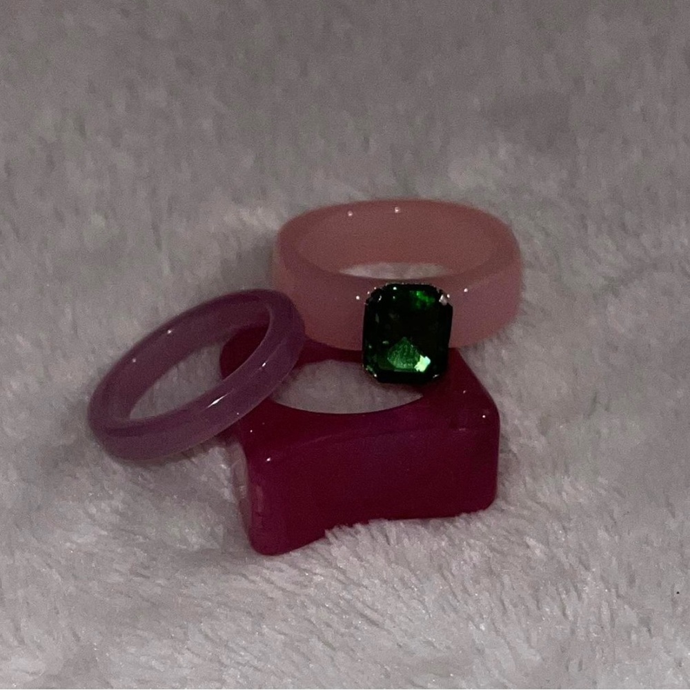 set of resin rings. they’re are really cute.
